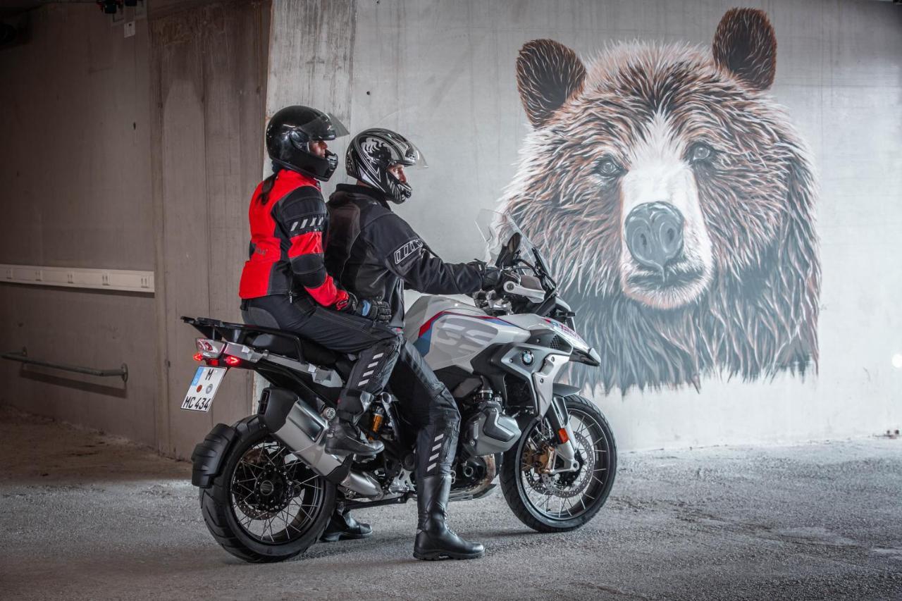 Grizzly Sport & Motorrad Resort 셍트마가레텐임러네우 외부 사진